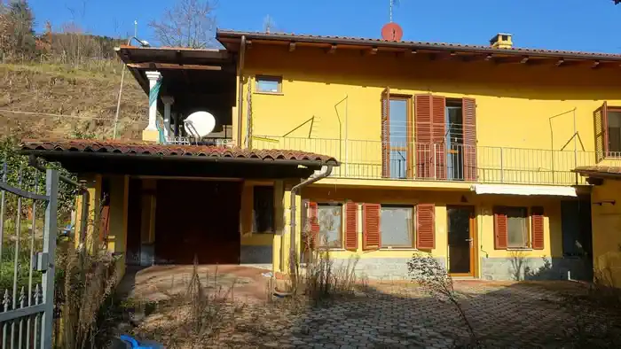 3-комнатная с террасой в холмистом секторе Castiglione