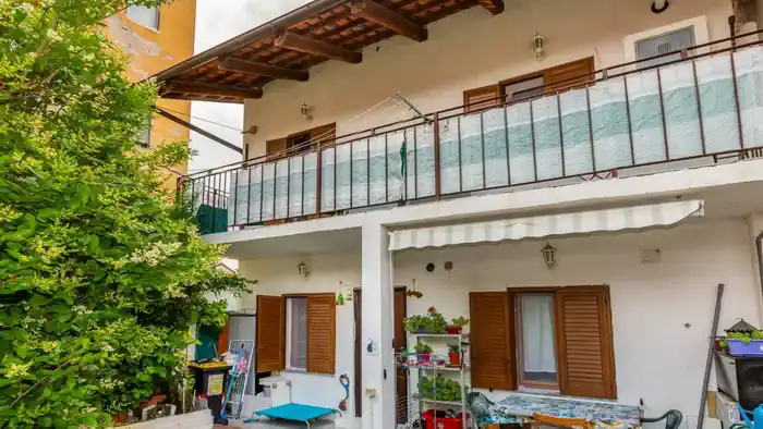 Таунхаус с садом в Mappano