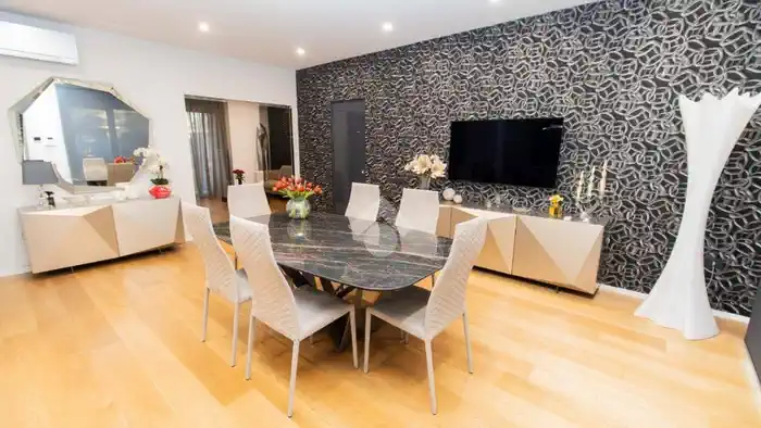 3-комнатная на тихой улице Leinì