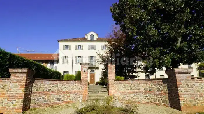 Студия в современном доме Druento