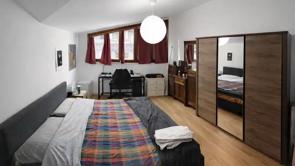 спальня в квартире San Salvario Турин