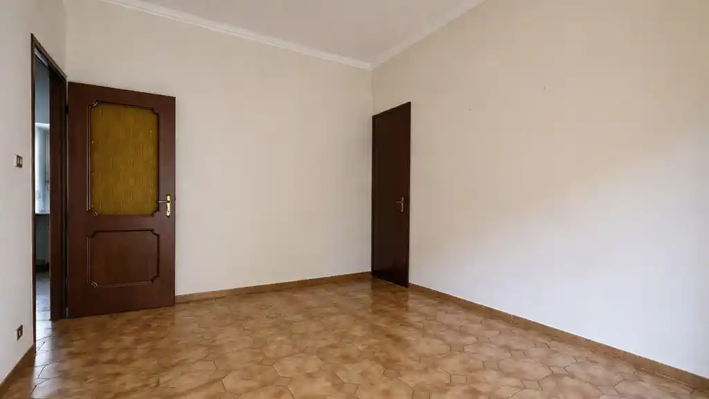 основная жилая комната в квартире Borgo San Paolo Турин
