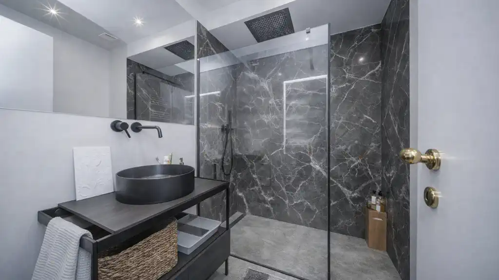 ванная комната в лофте в историческом центре Турина