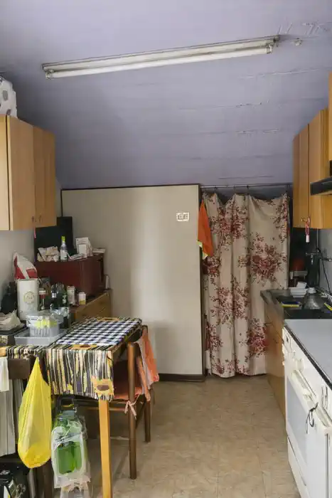 кухня в квартире под студенческую аренду San Salvario